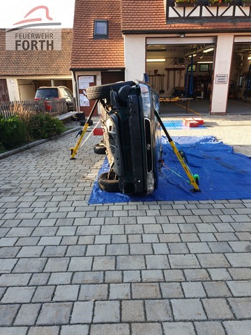 28.07.2020_Ubungen_mit_dem_Stab_Fast_System2 Ehrung lanjähriger Vereinsmitglieder Feuerwehr Forth