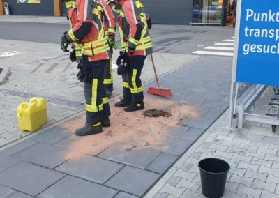 FF Forth auslaufende Betriebsstoffe aus Roller – Feuerwehr Forth