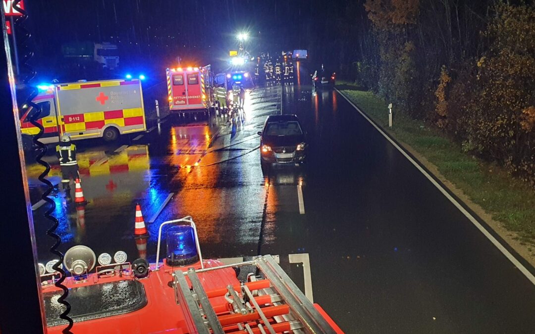 Verkehrsunfall mit mehreren Fahrzeugen am Orteingang von Forth