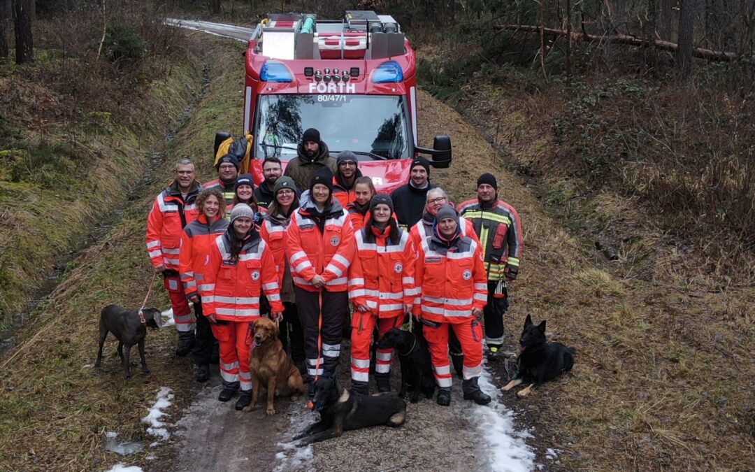 Übung mit der Rettungshundestaffel
